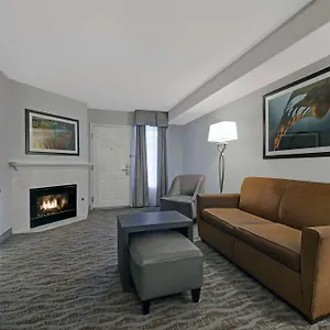 Отель Homewood By Hilton / Portland