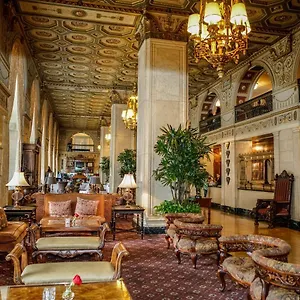 the-brown-hotel.hotels-louisville.com/